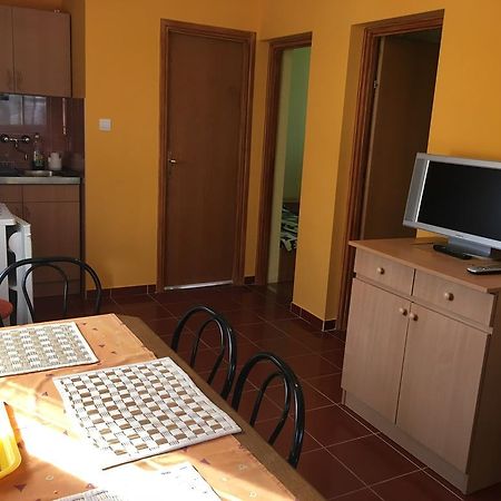 ハイデゥソボスローMano Apartmanアパートメント エクステリア 写真